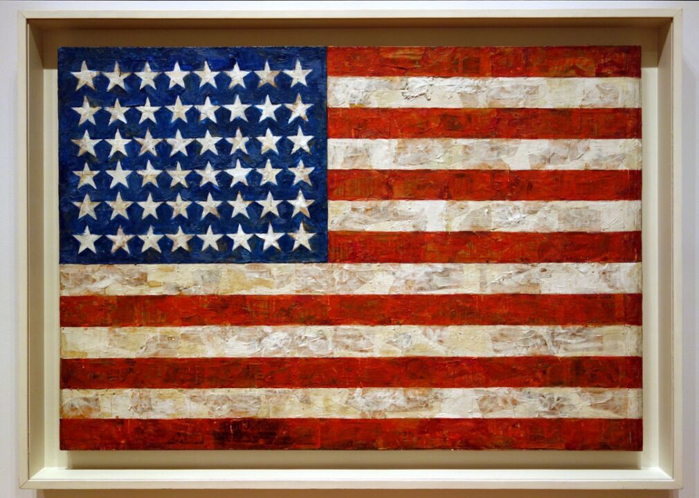 1954: Jasper Johns paints the stars and stripes